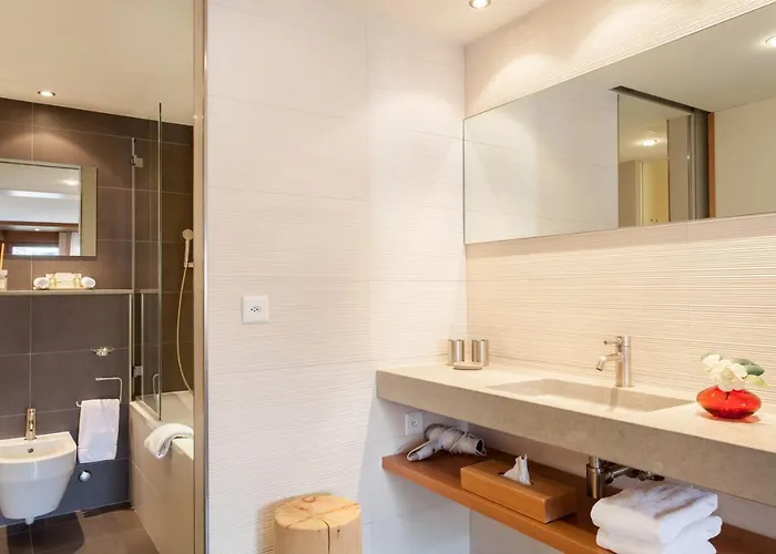 Allalin Ξενοδοχείο 4*